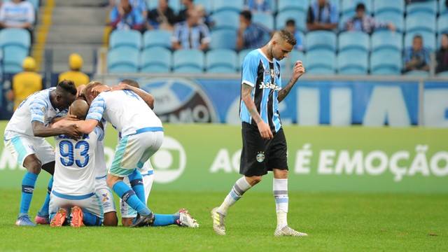 Grêmio perde a terceira seguida no Brasileirão