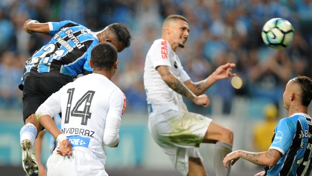 Grêmio empata na Arena e perde chance de se aproximar do Corinthians