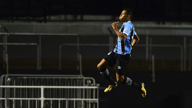 Tudo igual no duelo de tricolores em São Paulo