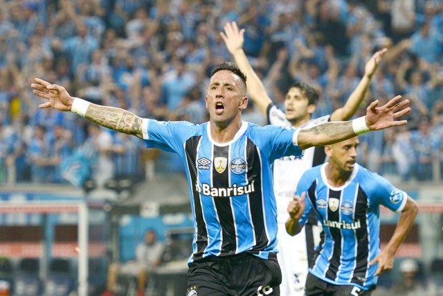 Grêmio vence o Botafogo e passa à semifinal da Libertadores