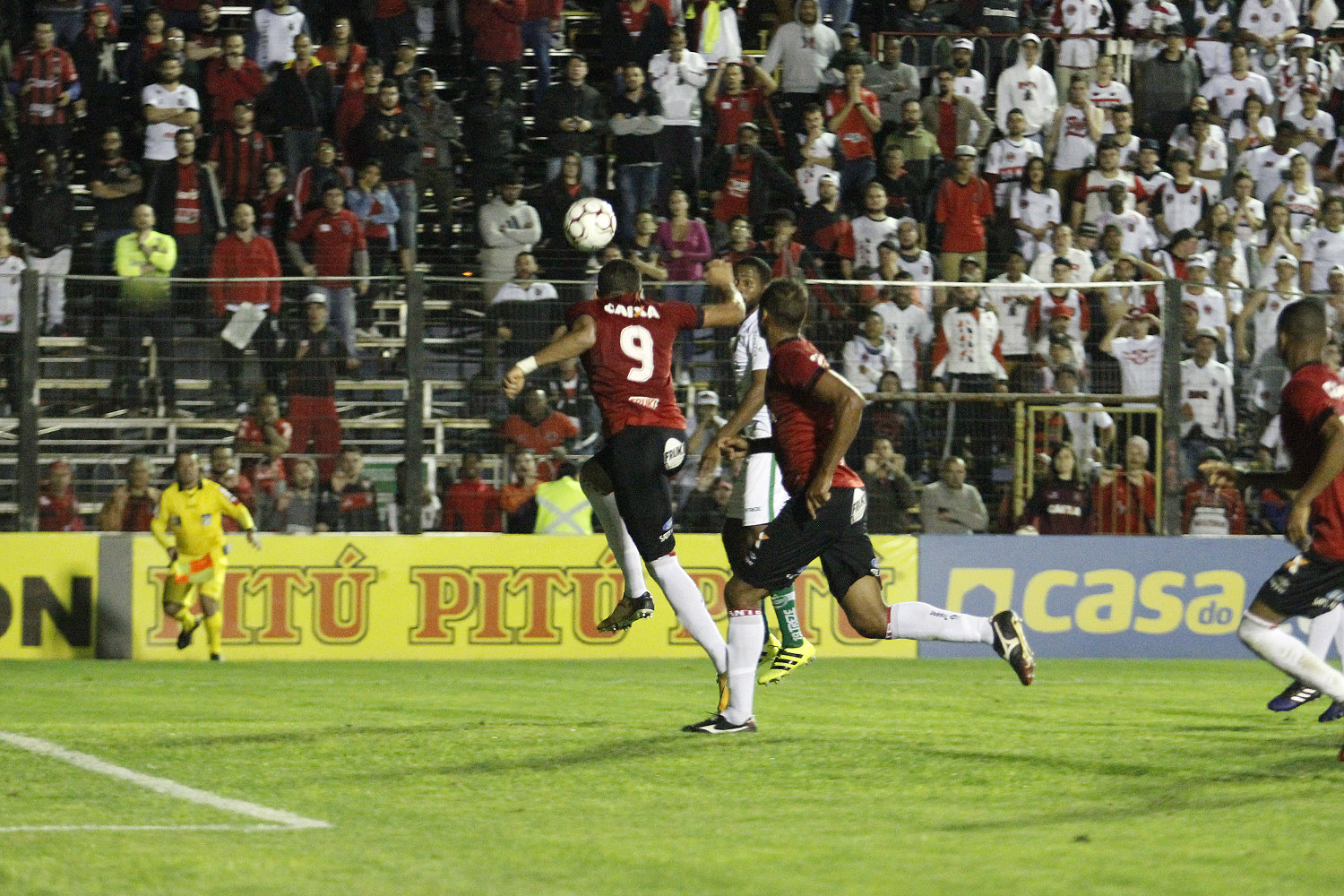 Brasil marca no fim do jogo e vence o Juventude, em Pelotas